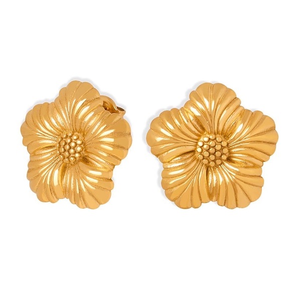 NEW💎18K Gold Flower Stud Earrings*Floral Earrings - Picture 5 of 5